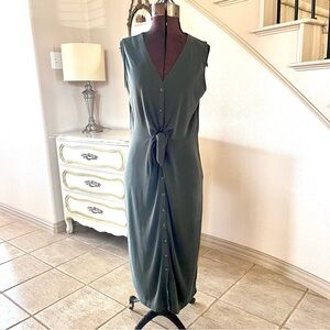 Lou & Grey Green Sandwashed Button Tie Modal
Blend Sleeveless MIDI Dress Casual